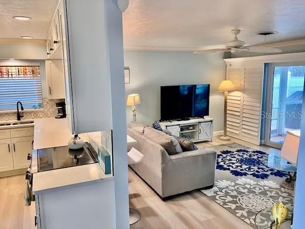 $3,150 | 121 14th Avenue North, Indian Rocks Beach, FL 33785