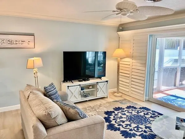 $3,150 | 121 14th Avenue North, Indian Rocks Beach, FL 33785