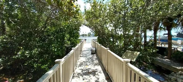 $3,150 | 121 14th Avenue North, Indian Rocks Beach, FL 33785