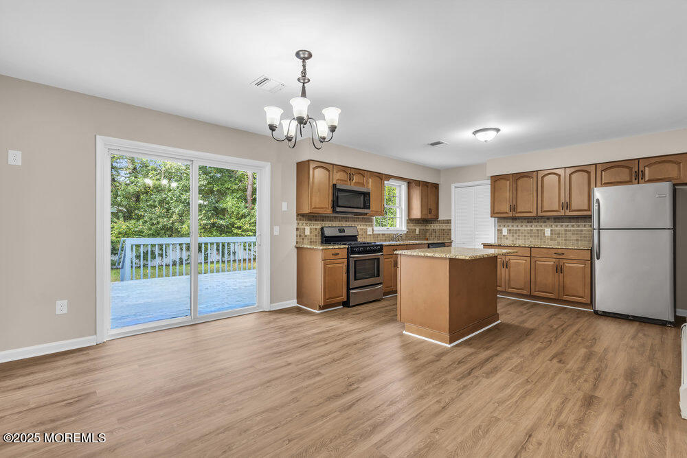 2267 Midway Avenue Toms River, NJ 08757 - Photo 11 of 51 018_dsc04535_641