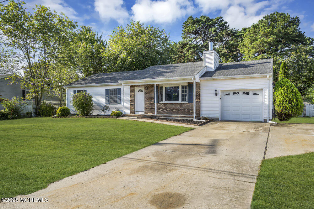 2267 Midway Avenue Toms River, NJ 08757 - Photo 3 of 51 007_dsc04410-1_204