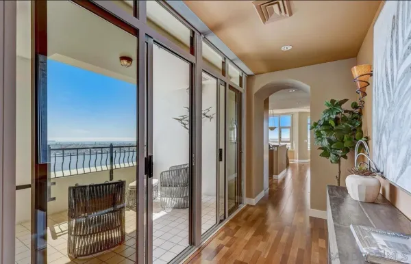 $9,495 | 700 West Harbor Drive, Unit 2902, San Diego, CA 92101