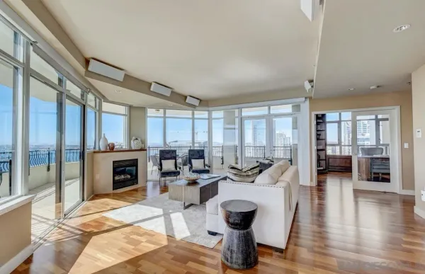 $9,495 | 700 West Harbor Drive, Unit 2902, San Diego, CA 92101