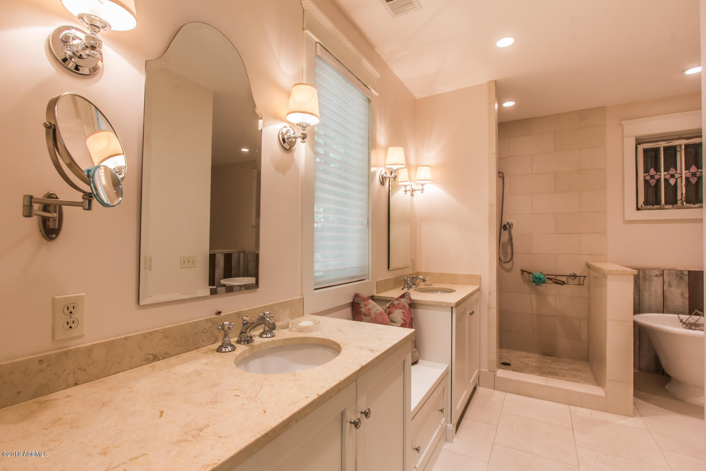 101 North Hermitage Road Beaufort, SC 29902 - Photo 15 of 50 17 MBA