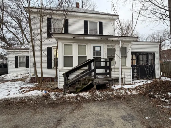 $75,000 | 4 Union Place, Waterville, ME 04901