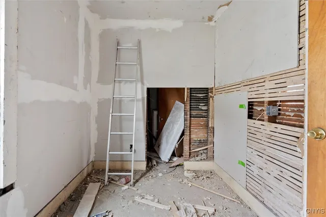 $110,000 | 205 McCool Avenue, De Witt, NY 13057