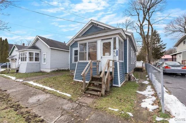 $110,000 | 205 McCool Avenue, De Witt, NY 13057