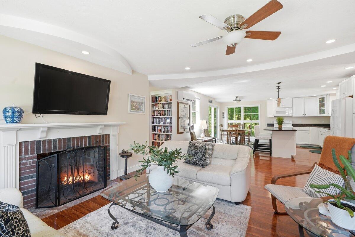 202 Quaker Road Falmouth, MA 02540 - Photo 12 of 39 202 Quaker Rd-6