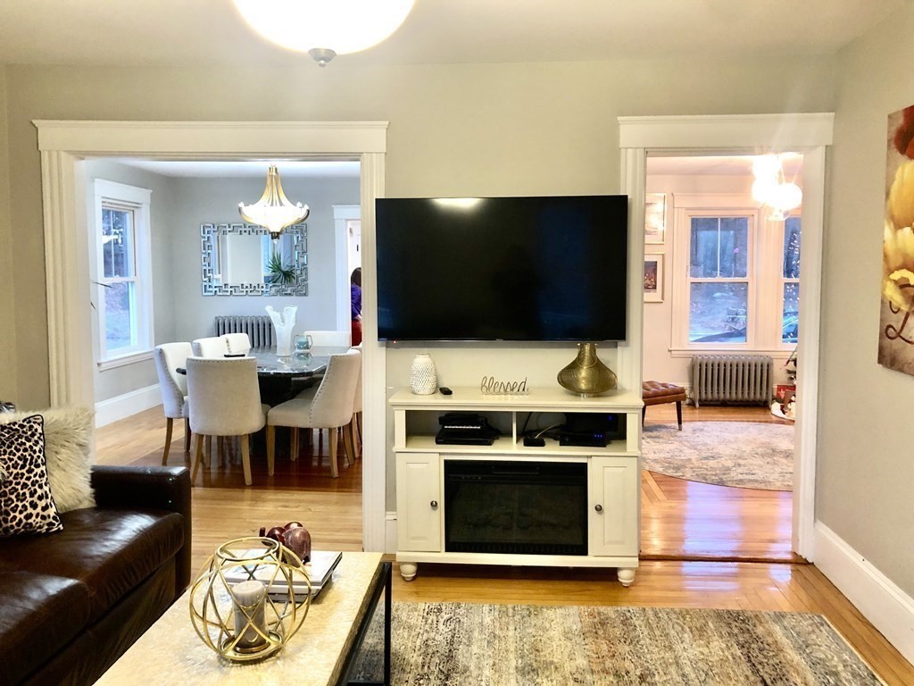 34 Rivulet Street Uxbridge, MA 01569 - Photo 10 of 38 Gallery Image 10