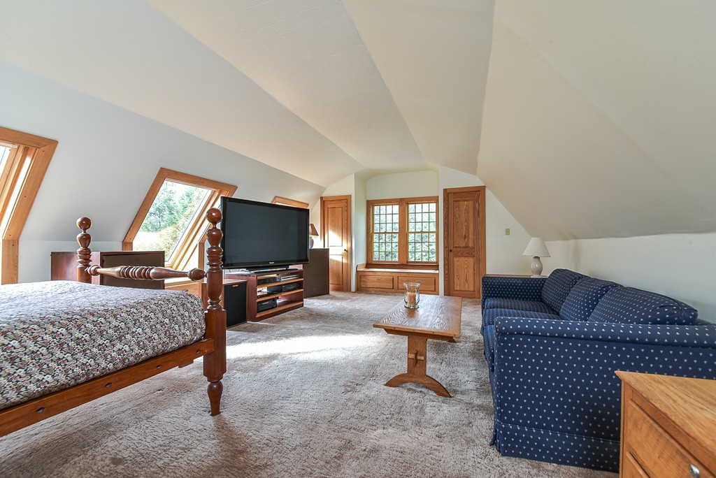 107 Bogastow Brook Road Sherborn, MA 01770 - Photo 19 of 26 Gallery Image 19