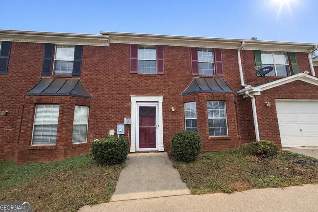 $1,650 | 5583 Windfall Lane, Lithonia, GA 30058