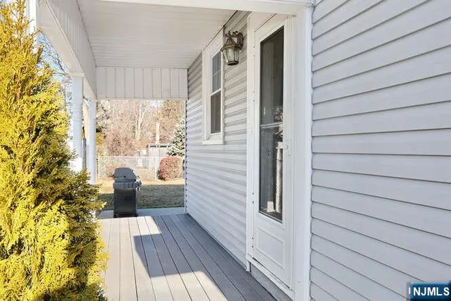 $525,900 | 22-09 Arcadia Road, Fair Lawn, NJ 07410