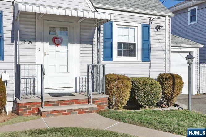 22-09 Arcadia Road Fair Lawn, NJ 07410 - Photo 28 of 28