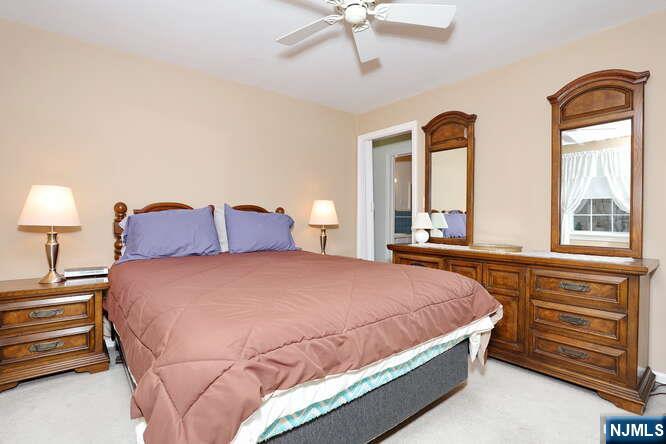 22-09 Arcadia Road Fair Lawn, NJ 07410 - Photo 7 of 28