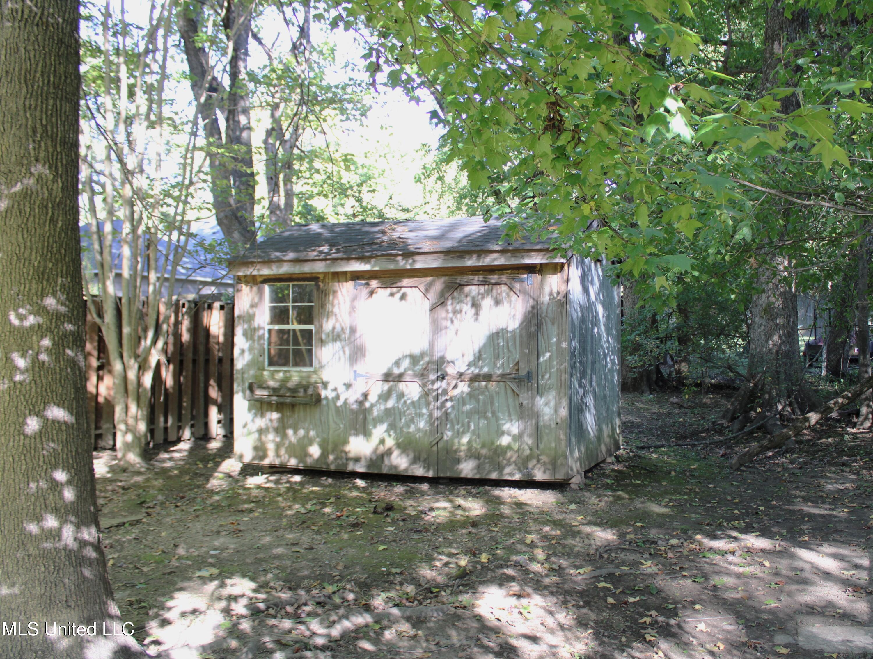 6476 Dresden Street Olive Branch, MS 38654 - Photo 28 of 28 Storage Building