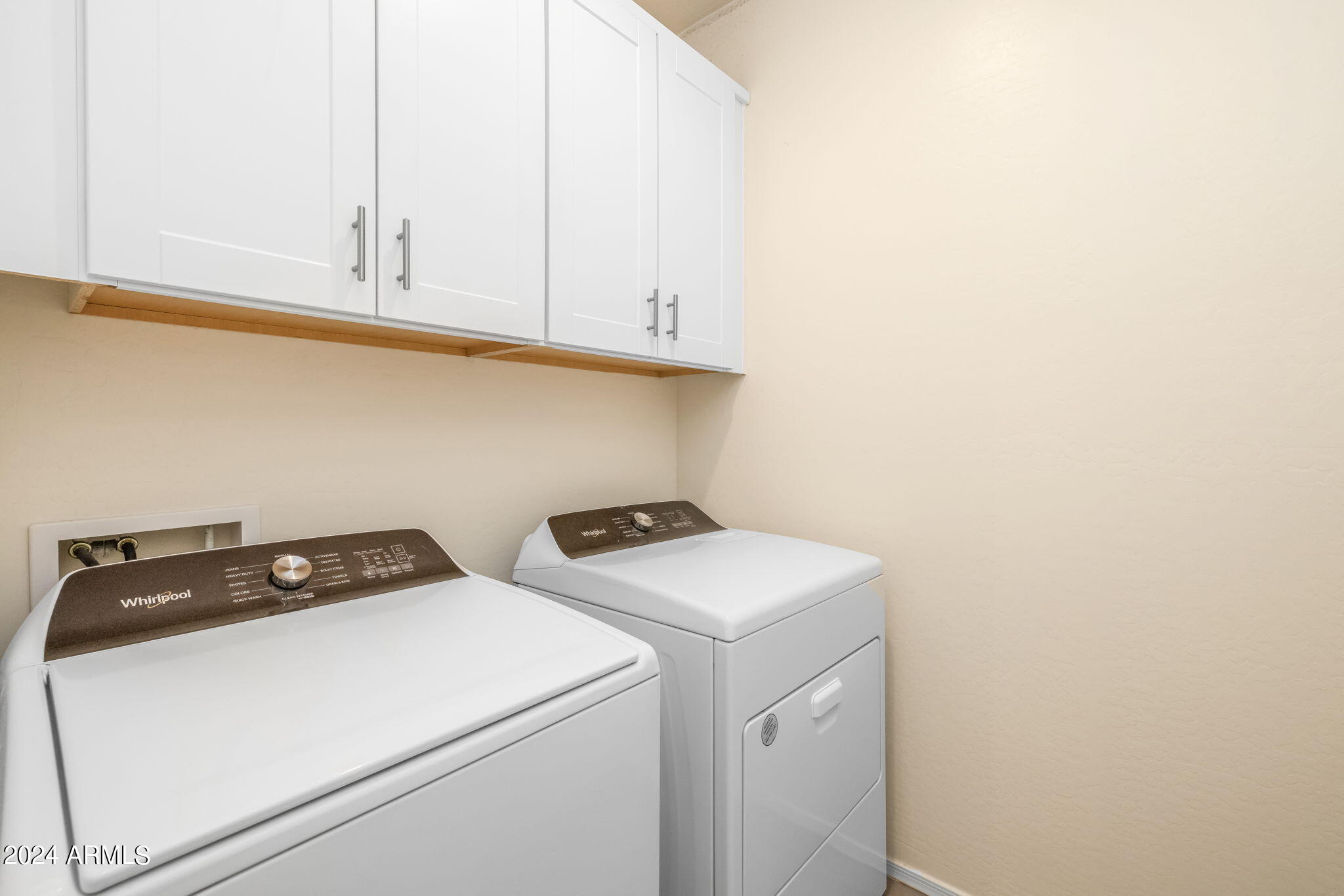 20810 North Gardenia Road Maricopa, AZ 85138 - Photo 24 of 42 Washer and dryer stay!
