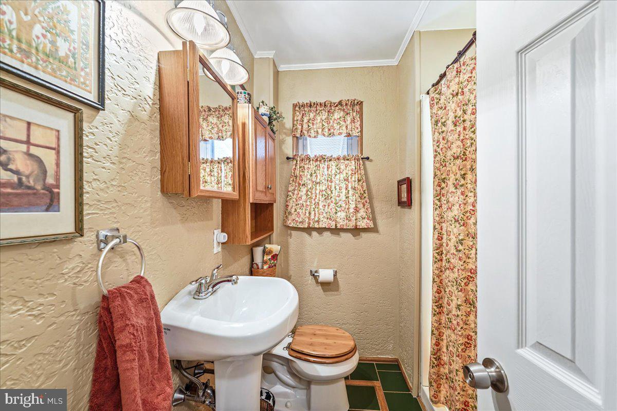 365 Garden Road Springfield, PA 19064 - Photo 14 of 26
