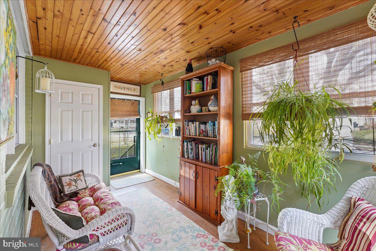 365 Garden Road Springfield, PA 19064 - Photo 4 of 26