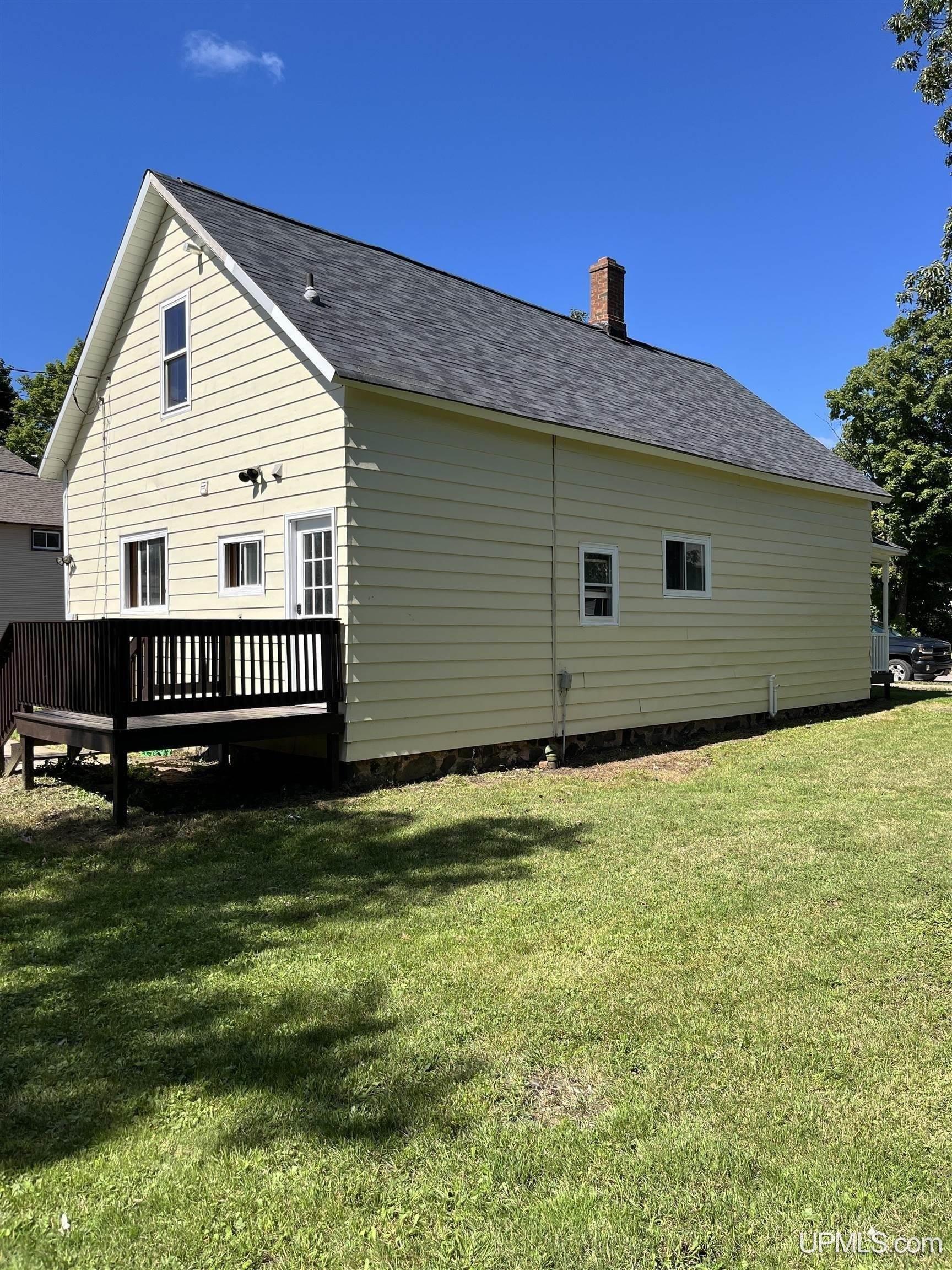 702 Wabash Street Ishpeming, MI 49849 - Photo 5 of 62