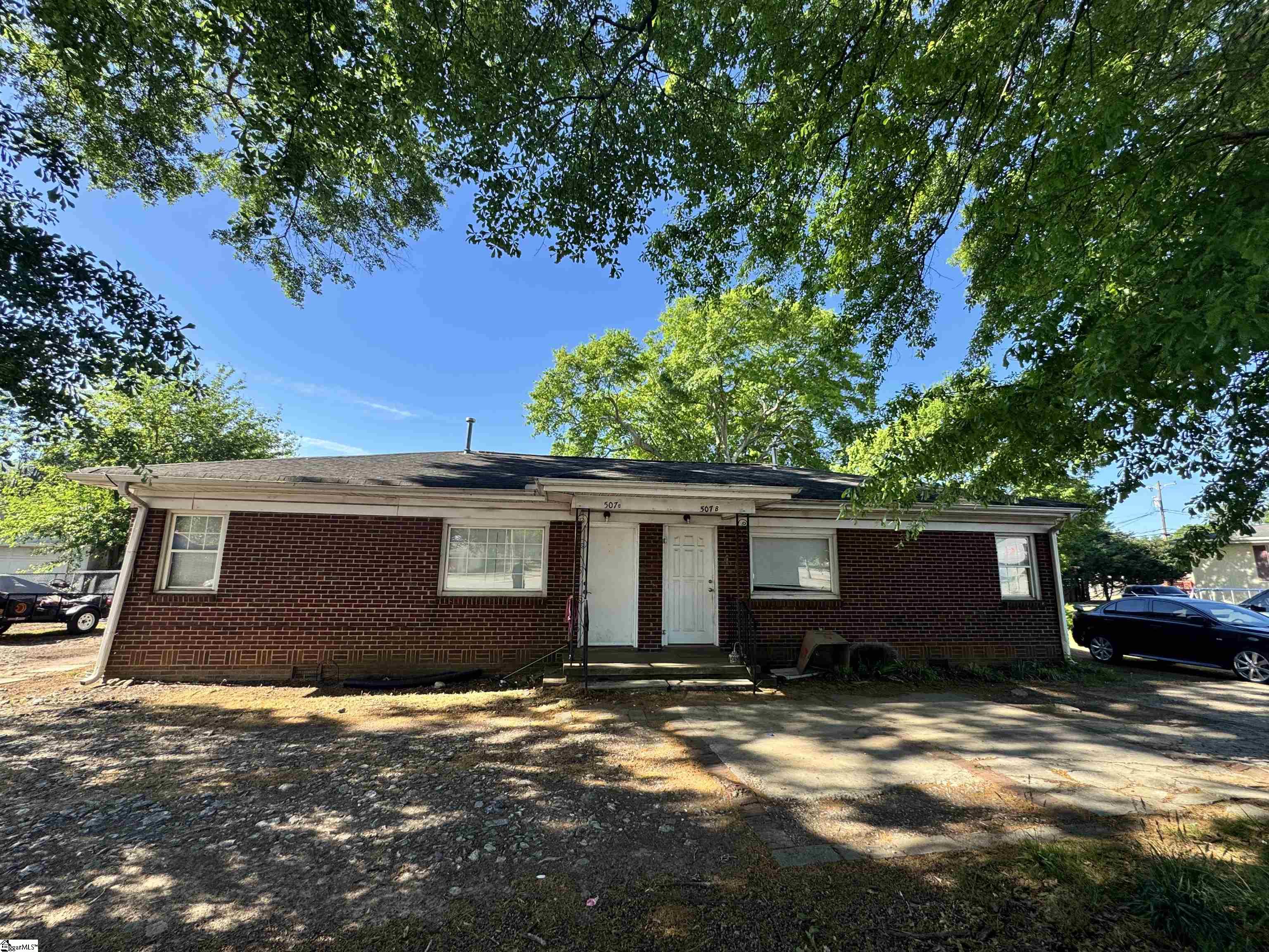 507 Cedar Lane Road Greenville, SC 29611 - Photo 1 of 26