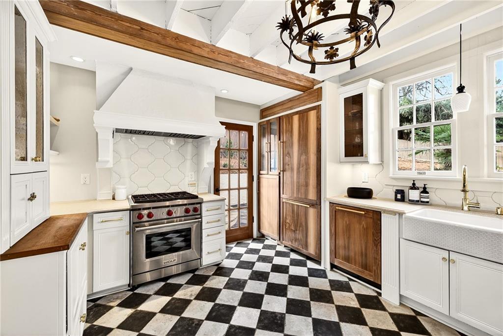 1031 Reeder Circle Northeast Atlanta, GA 30306 - Photo 18 of 58