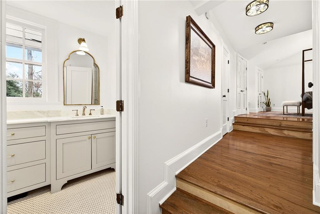 1031 Reeder Circle Northeast Atlanta, GA 30306 - Photo 32 of 58