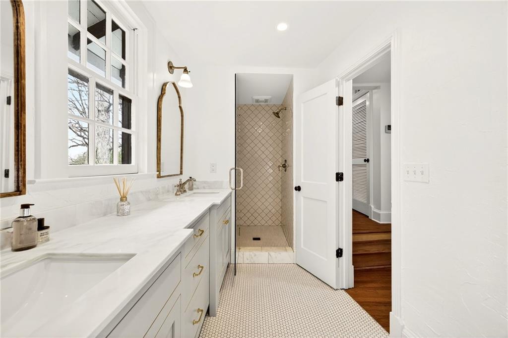 1031 Reeder Circle Northeast Atlanta, GA 30306 - Photo 40 of 58