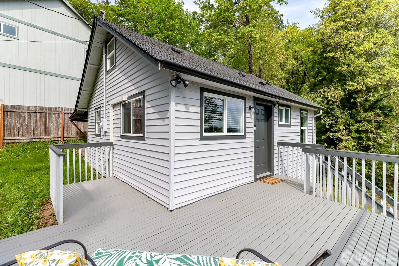 1408 Price Road Northwest Bremerton, WA 98312 - Photo 2 of 29