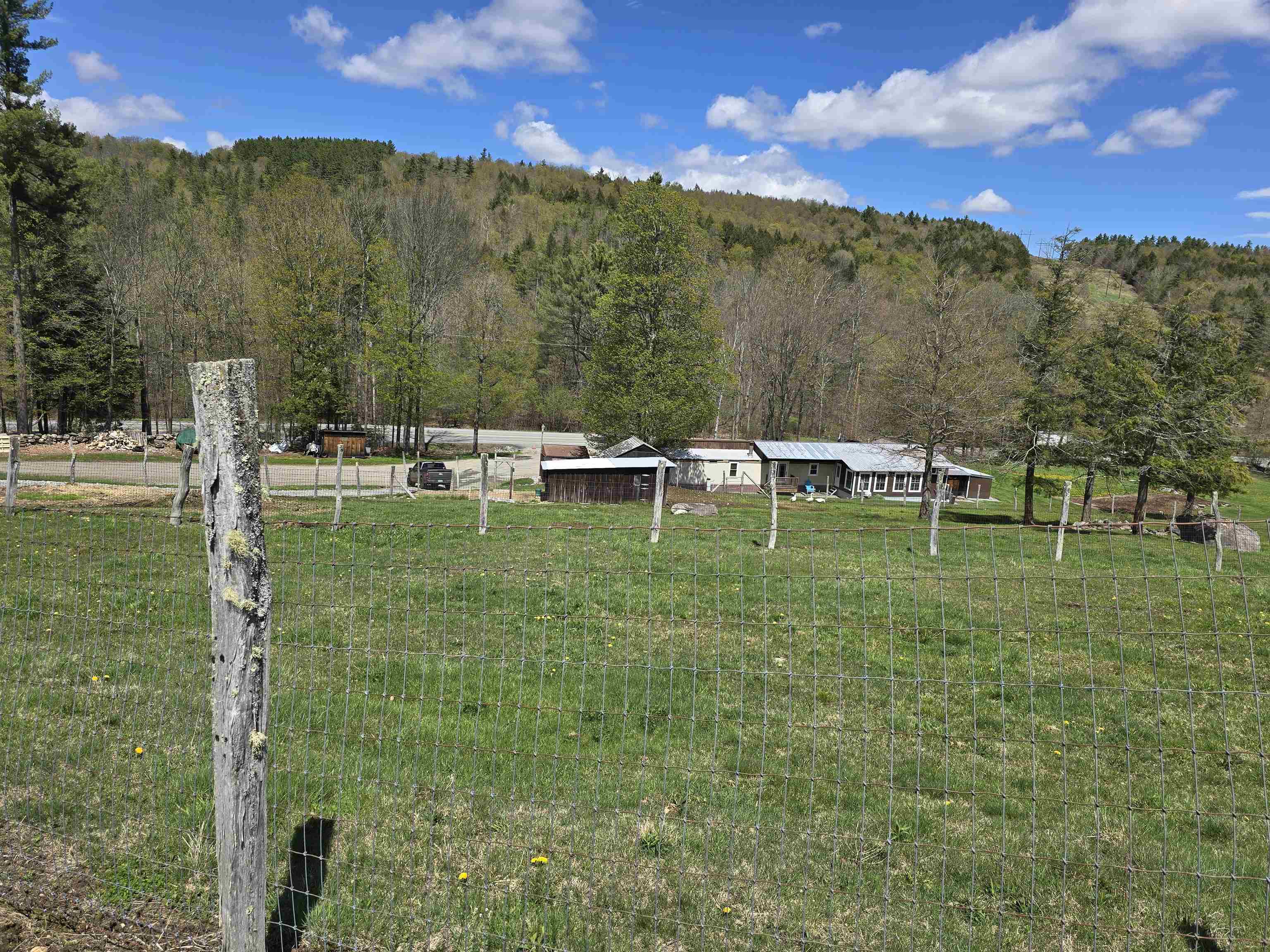 847 Simonsville Road Andover, VT 05143 - Photo 17 of 38