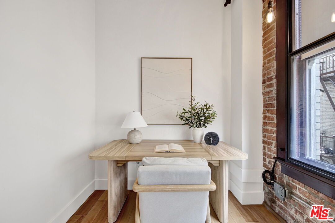 460 South Spring Street, Unit 1110 Los Angeles, CA 90013 - Photo 9 of 25