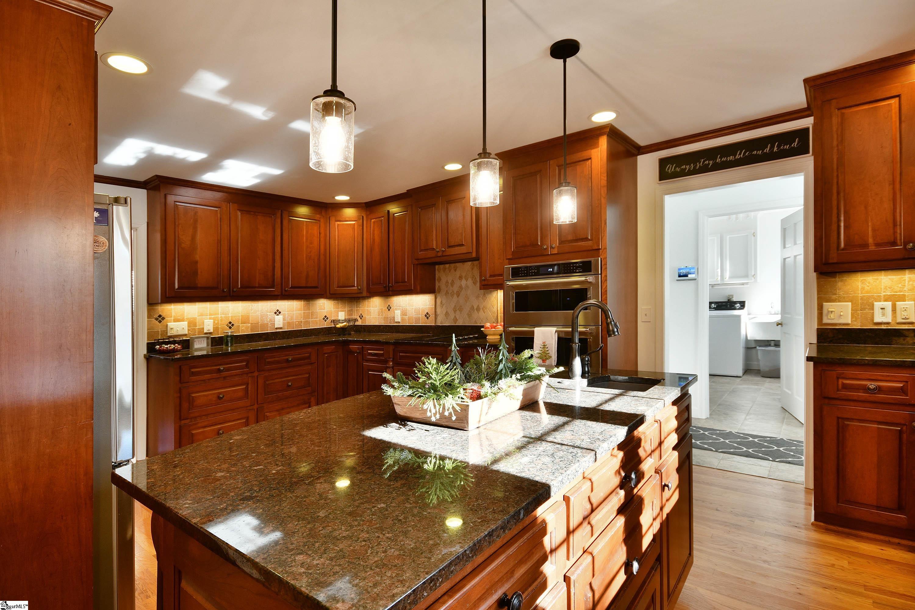 308 South Wingfield Road Greer, SC 29650 - Photo 11 of 42 Gallery Image 11