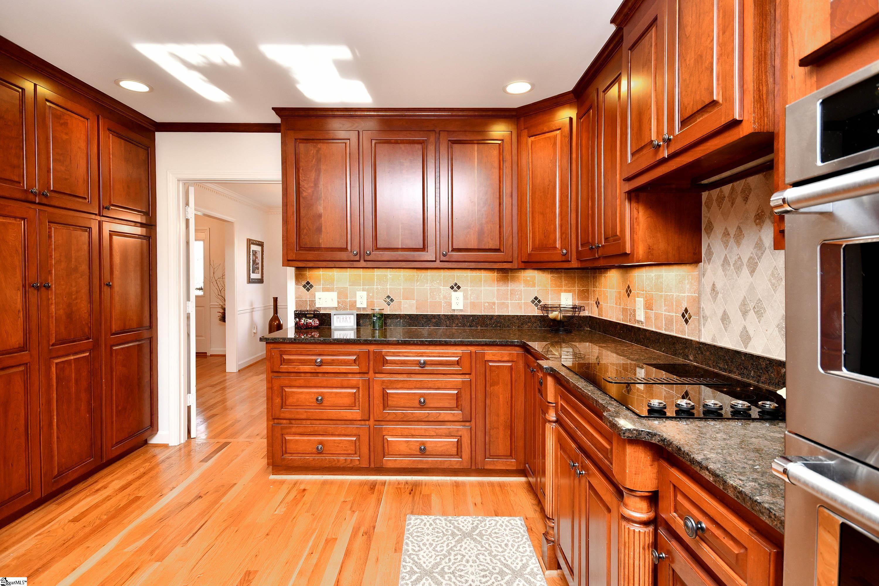 308 South Wingfield Road Greer, SC 29650 - Photo 13 of 42 Gallery Image 13