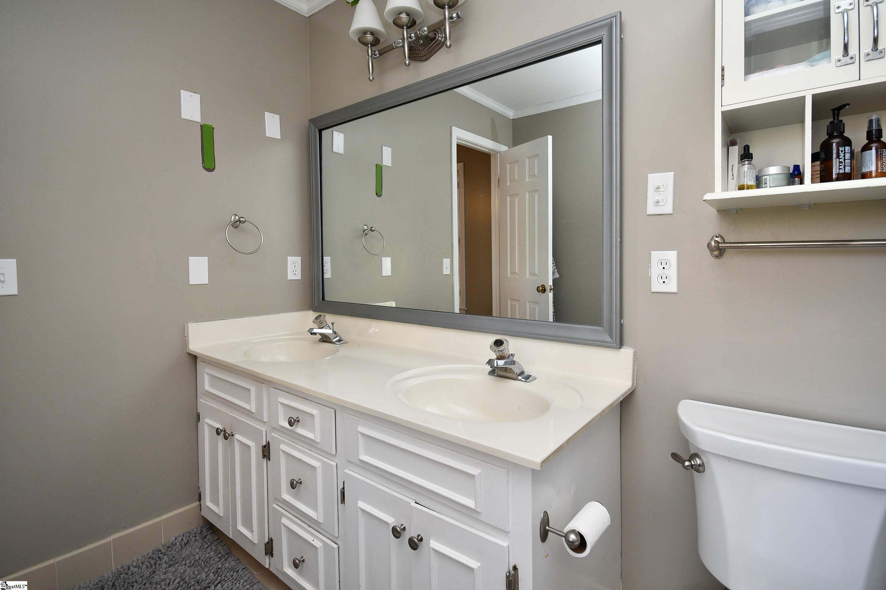 308 South Wingfield Road Greer, SC 29650 - Photo 24 of 42 Gallery Image 24