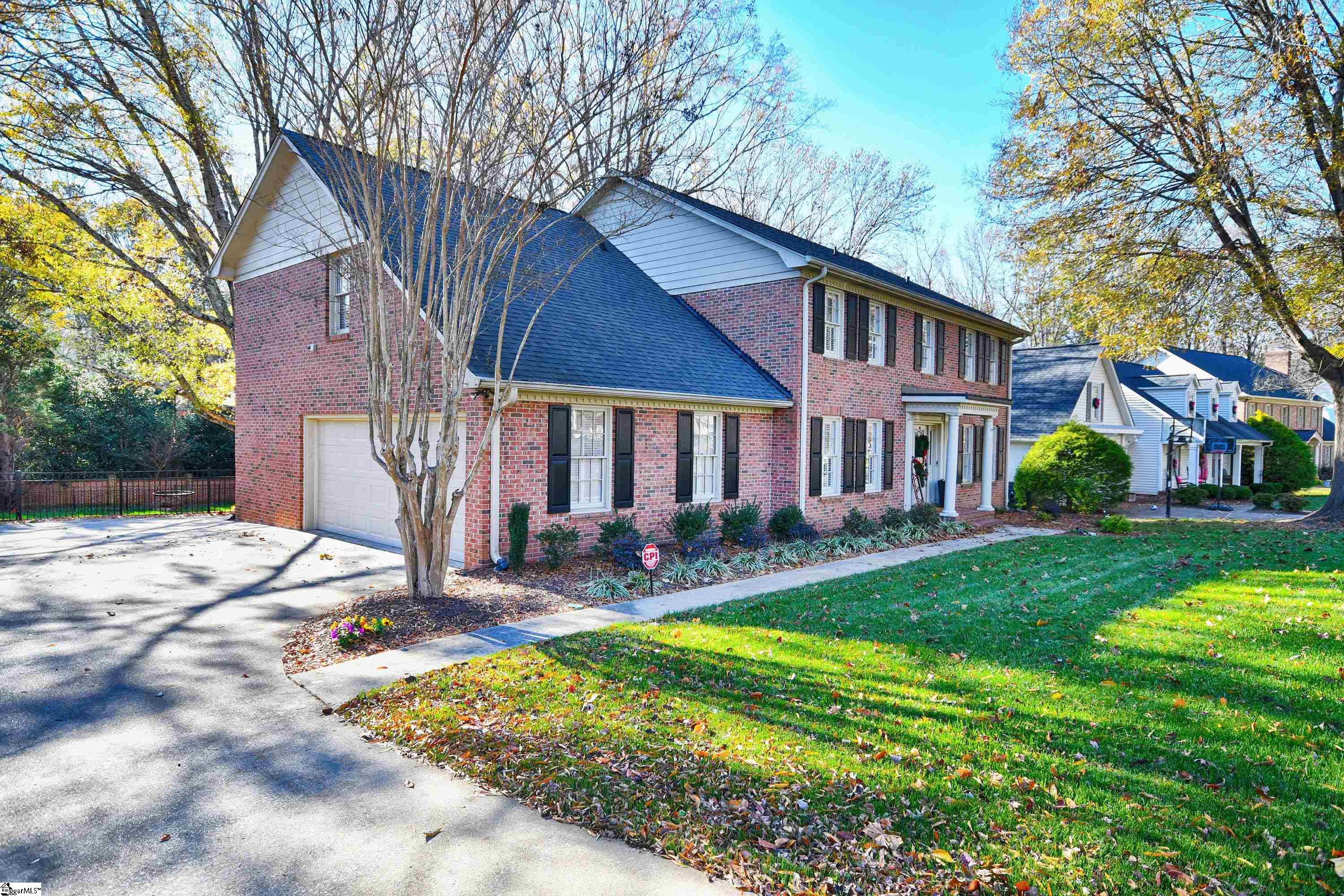 308 South Wingfield Road Greer, SC 29650 - Photo 3 of 42 Gallery Image 3