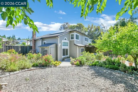 $899,000 | 2246 Bridgeport Way, Martinez, CA 94553
