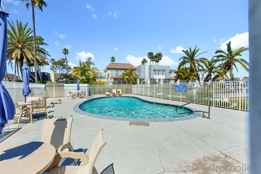 4 GingerTree Lane Coronado, CA 92118 - Photo 38 of 47