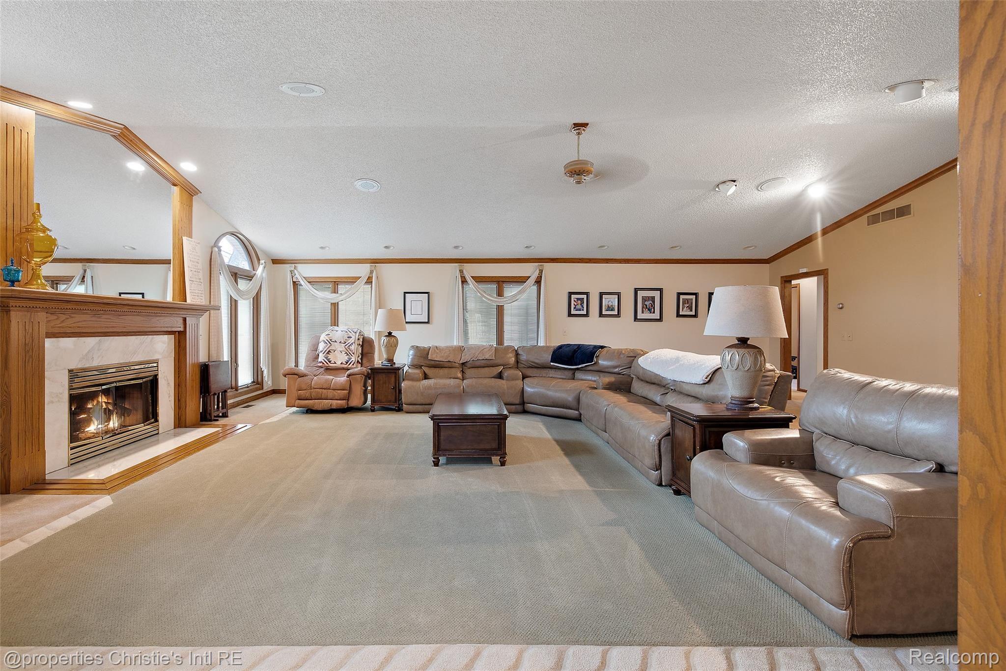 37437 Radde Street Clinton Township, MI 48036 - Photo 13 of 38 37437 Radde St-18 Skyview Experts.jpg