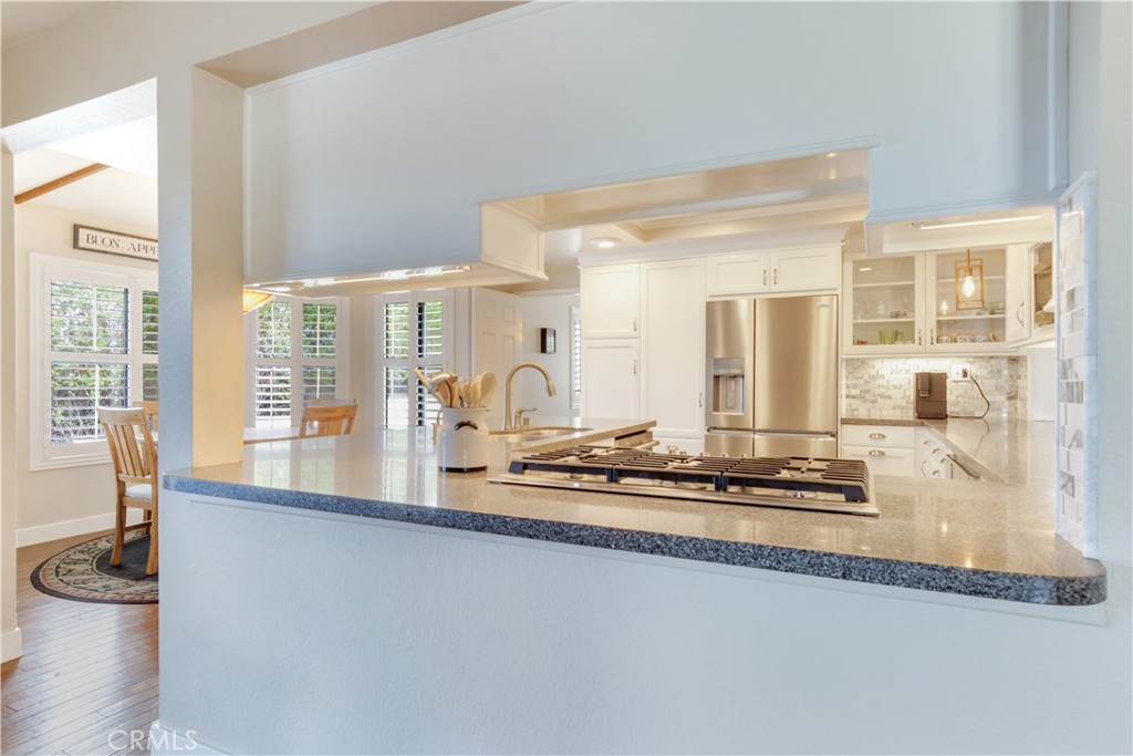 2429 Cliff Road Upland, CA 91784 - Photo 14 of 44 View of Kitchen