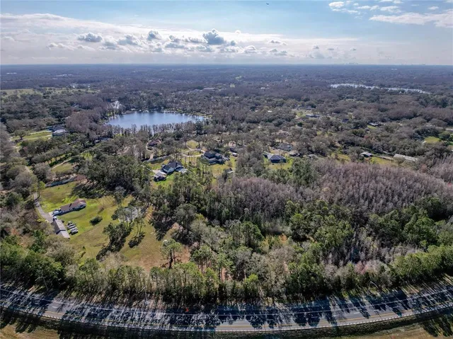 $250,000 | 6034 Lakeside Drive, Lutz, FL 33558