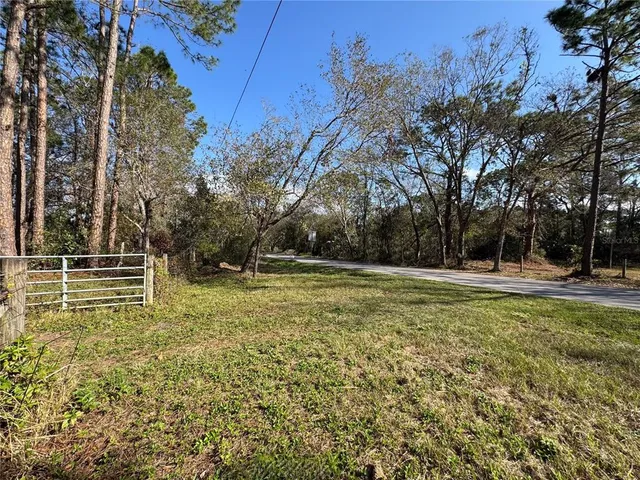 $250,000 | 6034 Lakeside Drive, Lutz, FL 33558
