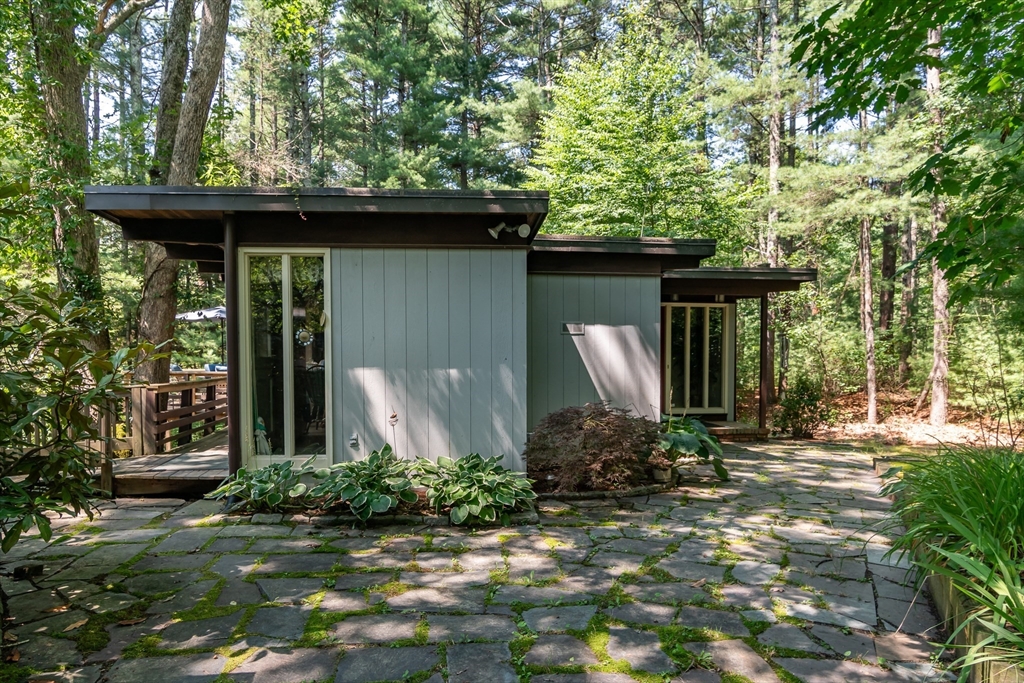 195 Thayer Farm Road Attleboro, MA 02703 - Photo 3 of 26 Gallery Image 3