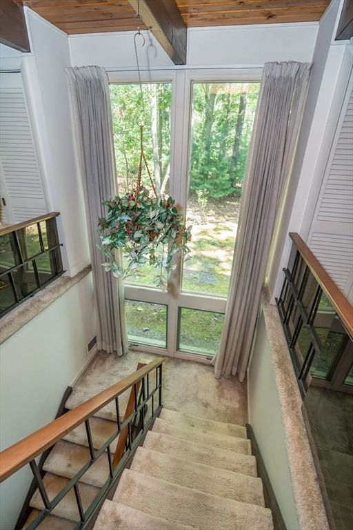 195 Thayer Farm Road Attleboro, MA 02703 - Photo 8 of 26 Gallery Image 8