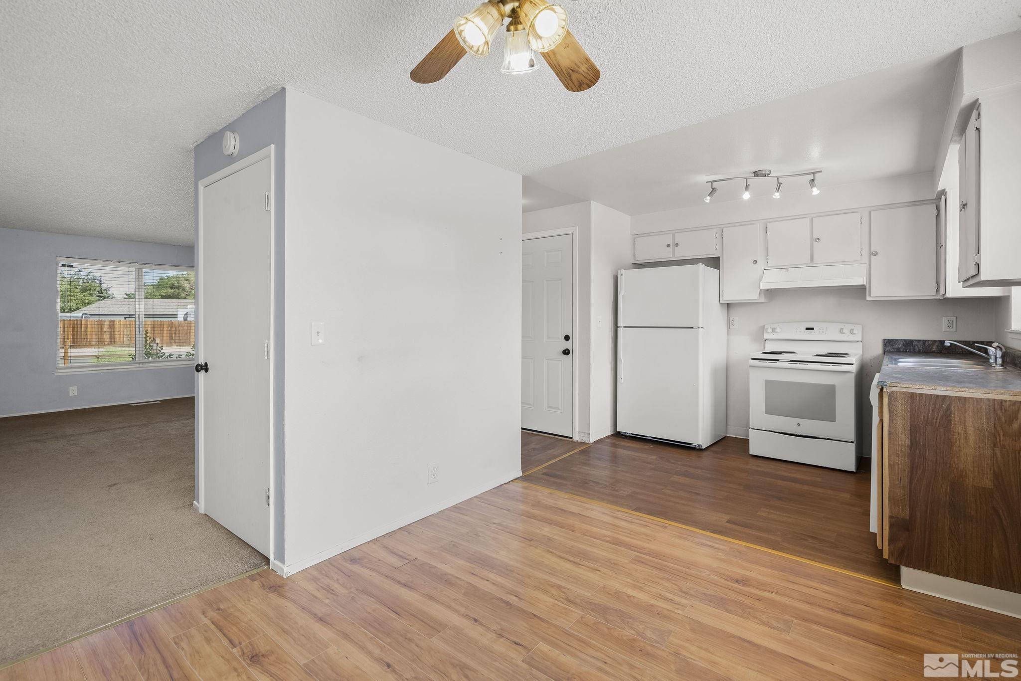 302 River Boat Road Dayton, NV 89403 - Photo 7 of 22 Photo 7