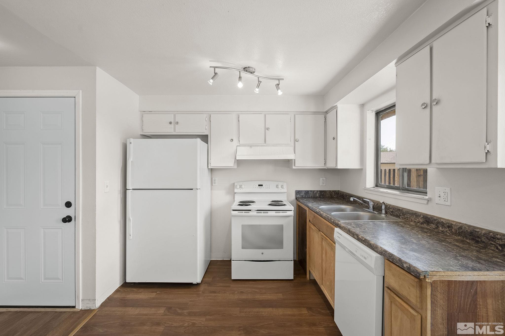 302 River Boat Road Dayton, NV 89403 - Photo 10 of 22 Photo 10