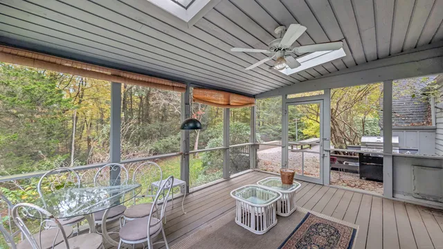 $649,900 | 72 Carriage Drive, Middlebury, CT 06762