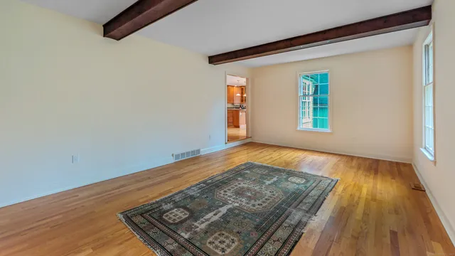 $649,900 | 72 Carriage Drive, Middlebury, CT 06762