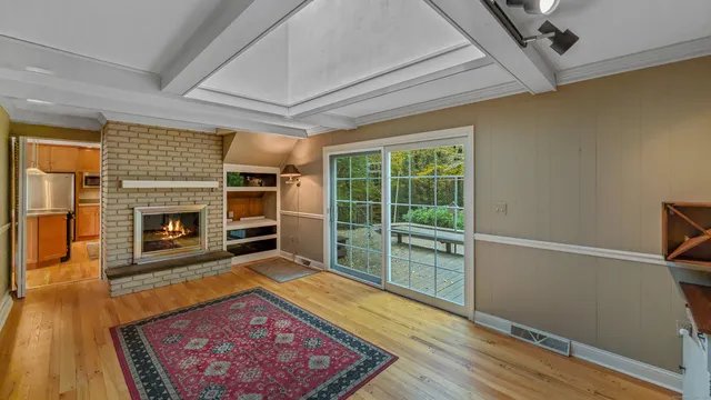 $649,900 | 72 Carriage Drive, Middlebury, CT 06762