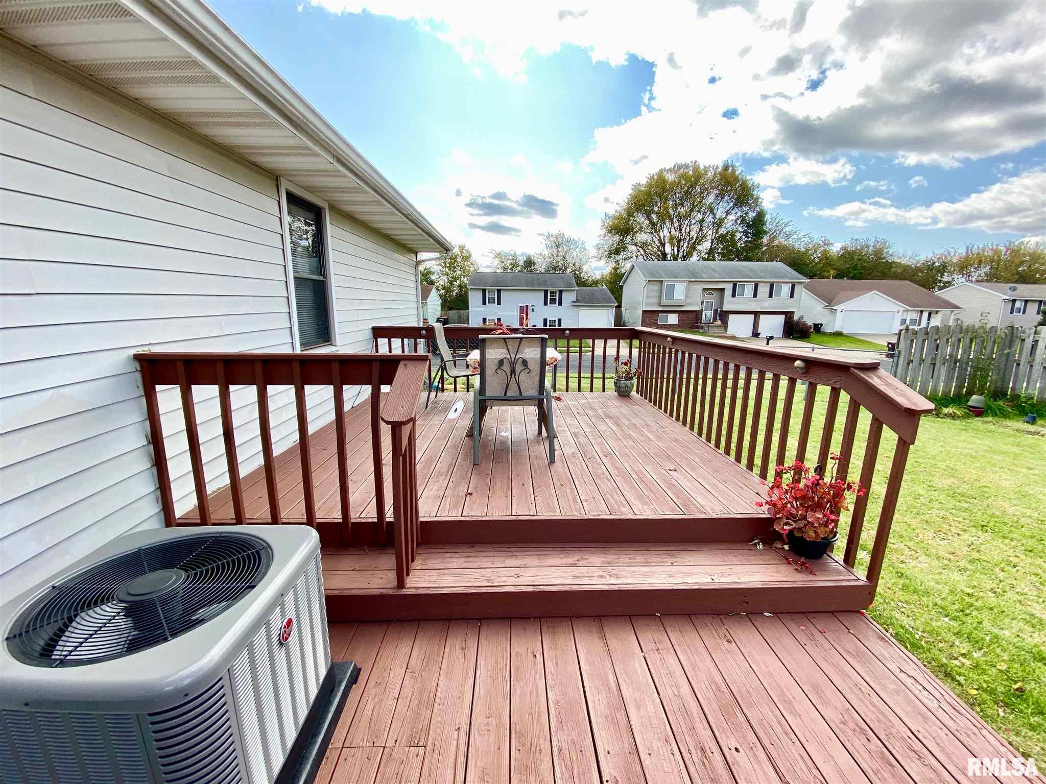 4445 West Castleton Road Peoria, IL 61615 - Photo 22 of 26 Gallery Image 22