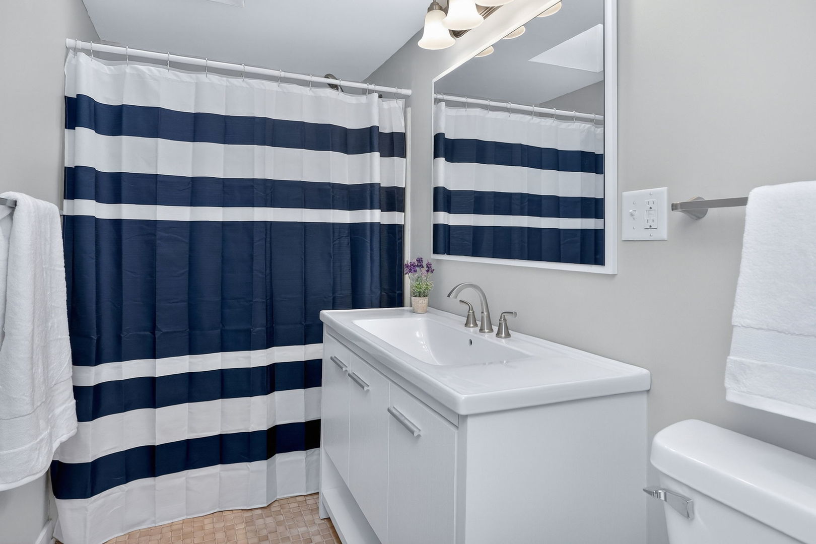 6441 West Pershing Road, Unit 305 Stickney, IL 60402 - Photo 10 of 17