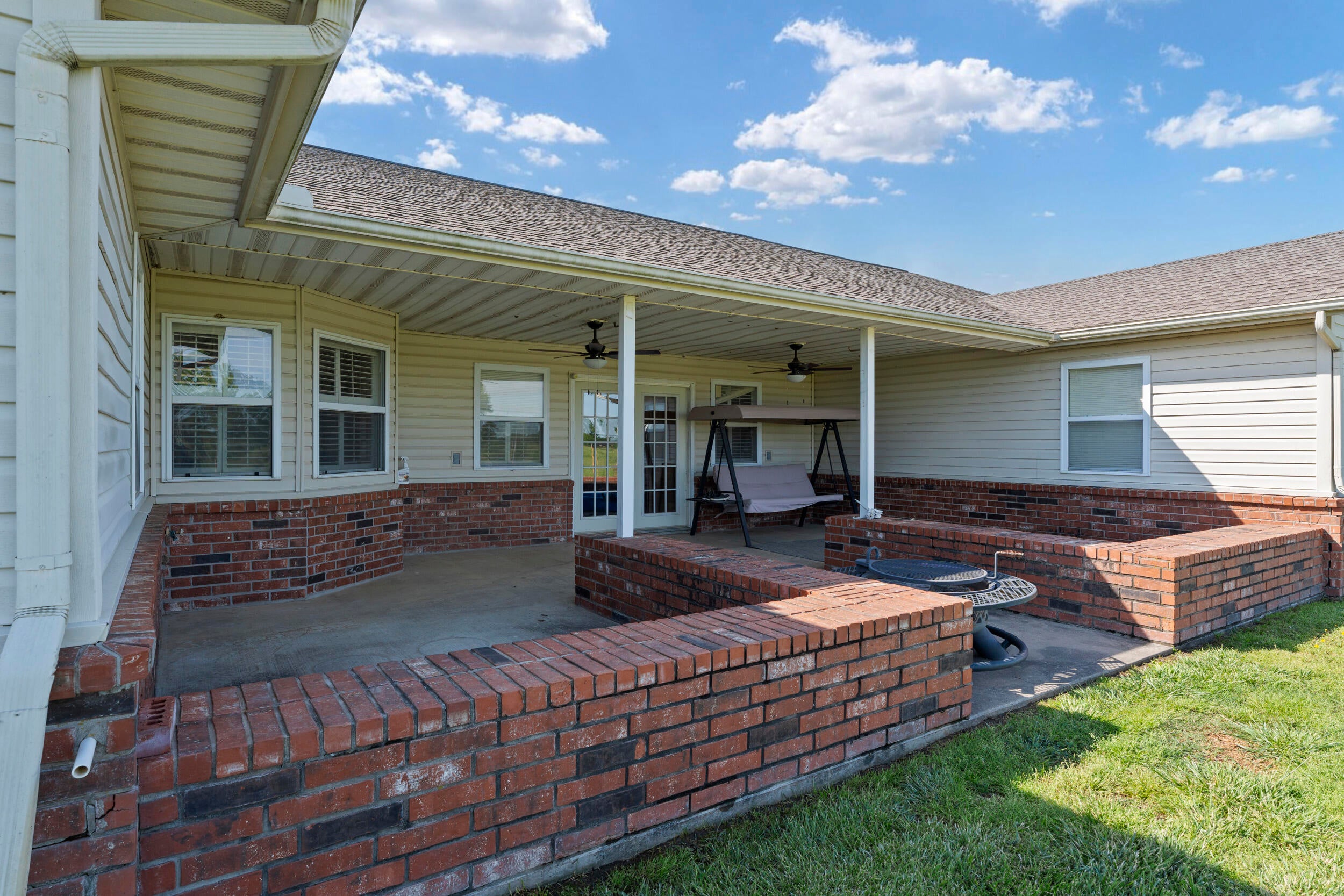 439990 East 180 Road Bluejacket, OK 74333 - Photo 32 of 46 Patio